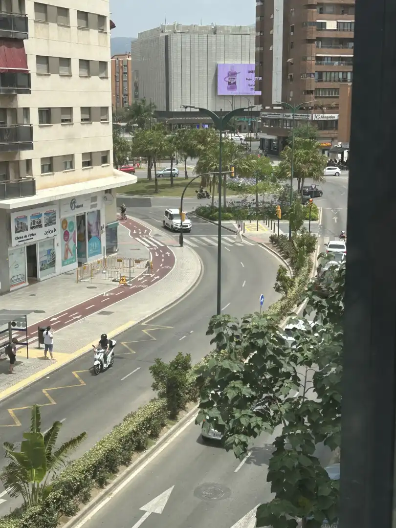 Vista exterior de Piso de alquiler en Málaga con Aire acondicionado, Calefacción y Horno