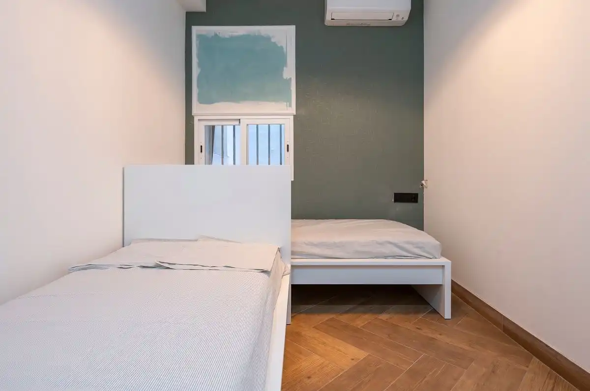 Schlafzimmer von Loft zum Verkauf in Madrid mit Klimaanlage, Heizung und Möbliert