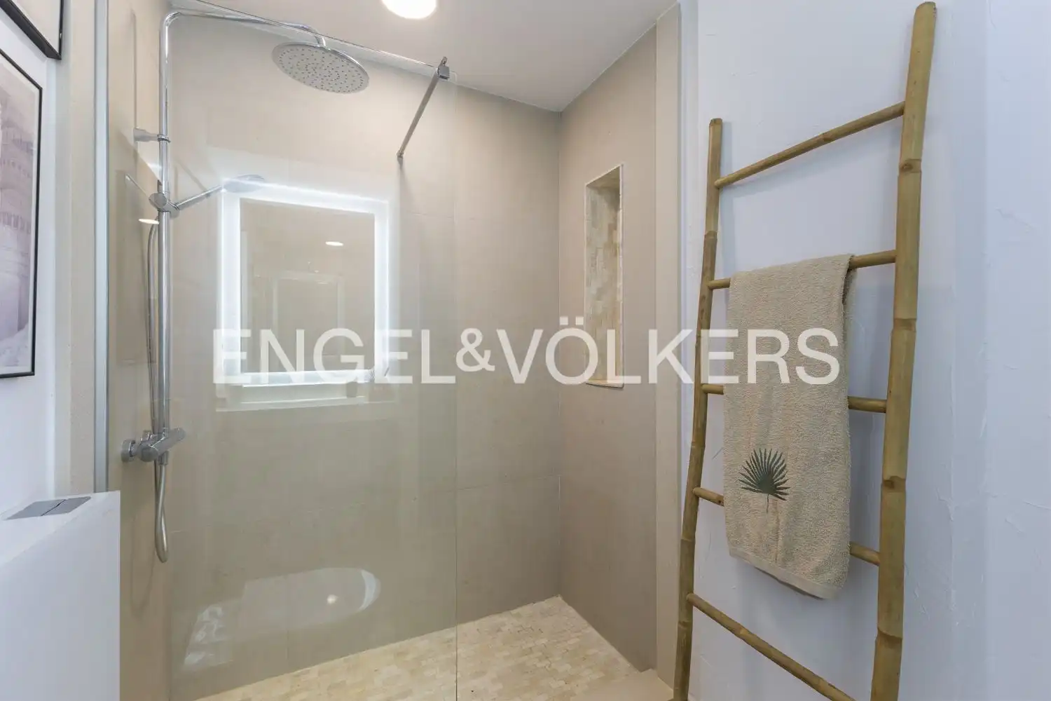 Bathroom of Houses for rent in Riba-roja de Túria  with Air Conditioner, Heating and Private garden