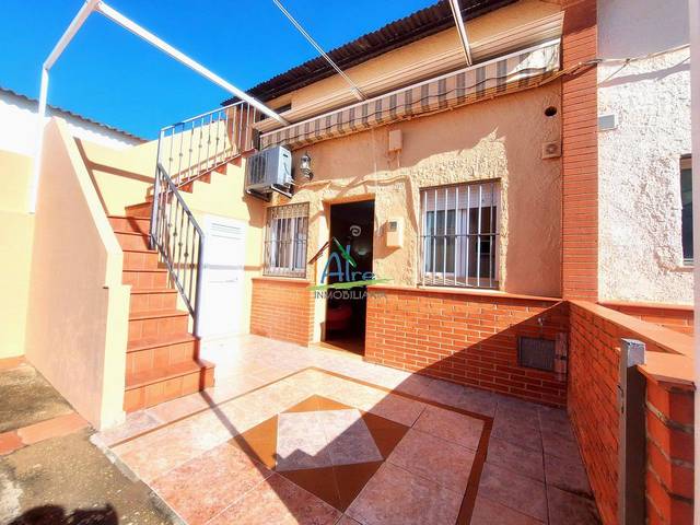 Casa adosada en Venta en Somormujo en Caño Guerrero