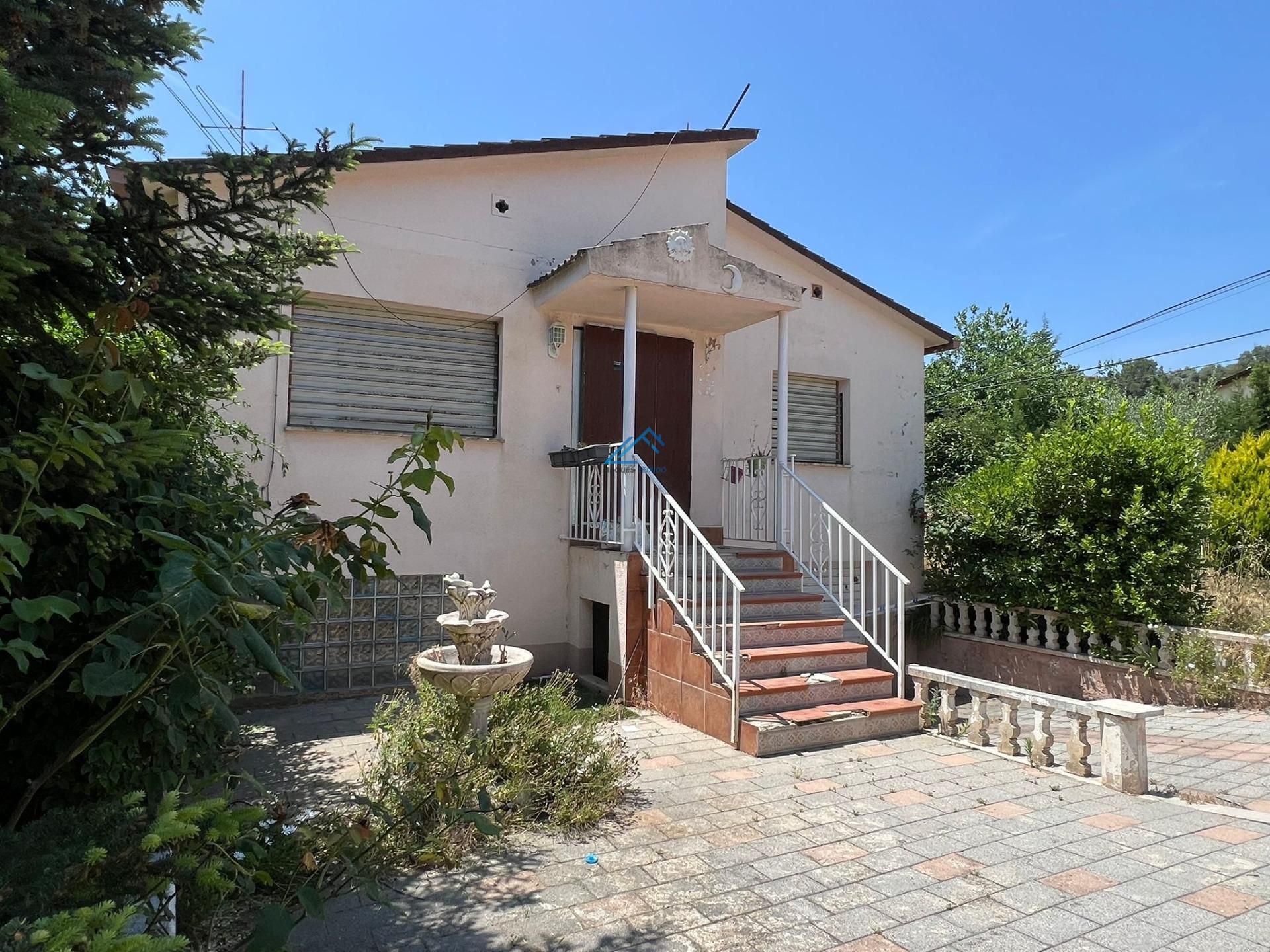 Exterior view of Single-family semi-detached for sale in Piera  with Private garden, Storage room and Balcony