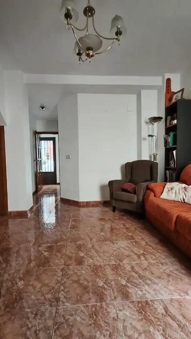 Sala de estar de Casa adosada en venta en Molvízar, Granada
