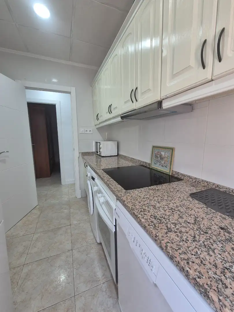 Cocina de Piso de alquiler en Badajoz con Aire acondicionado, Amueblado y Horno