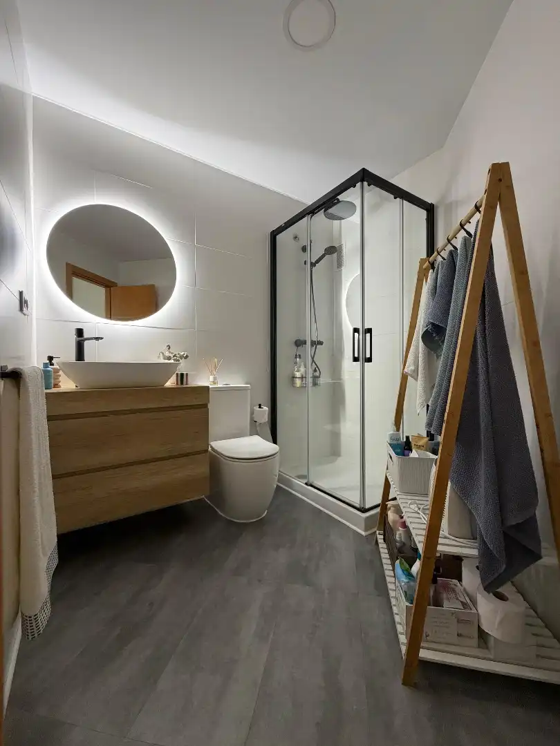 Bathroom of Flat for sale in Almazora / Almassora  with Storage room, Furnished and Oven