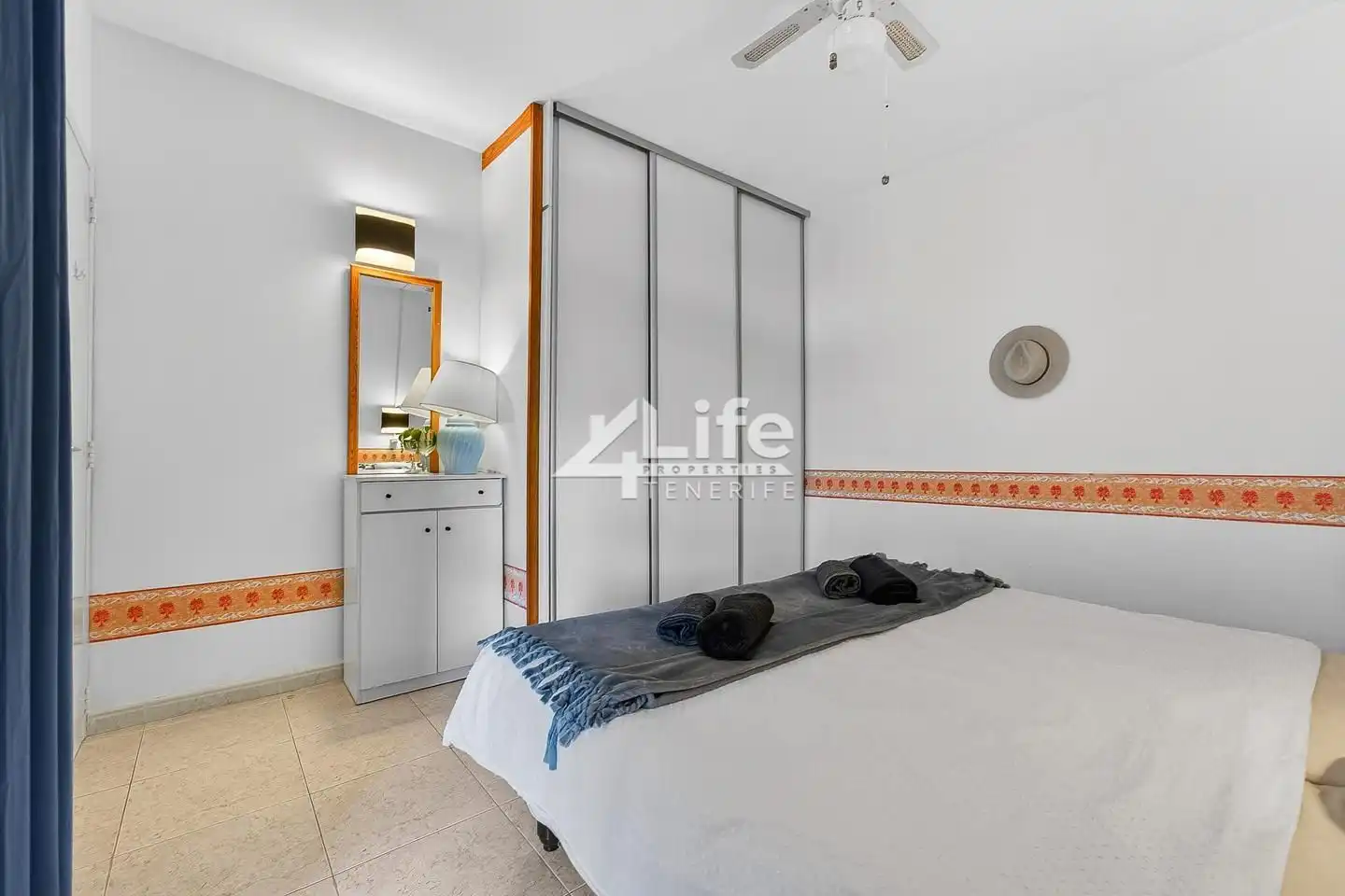 Habitación de Piso en venta en Arona con Terraza y Amueblado