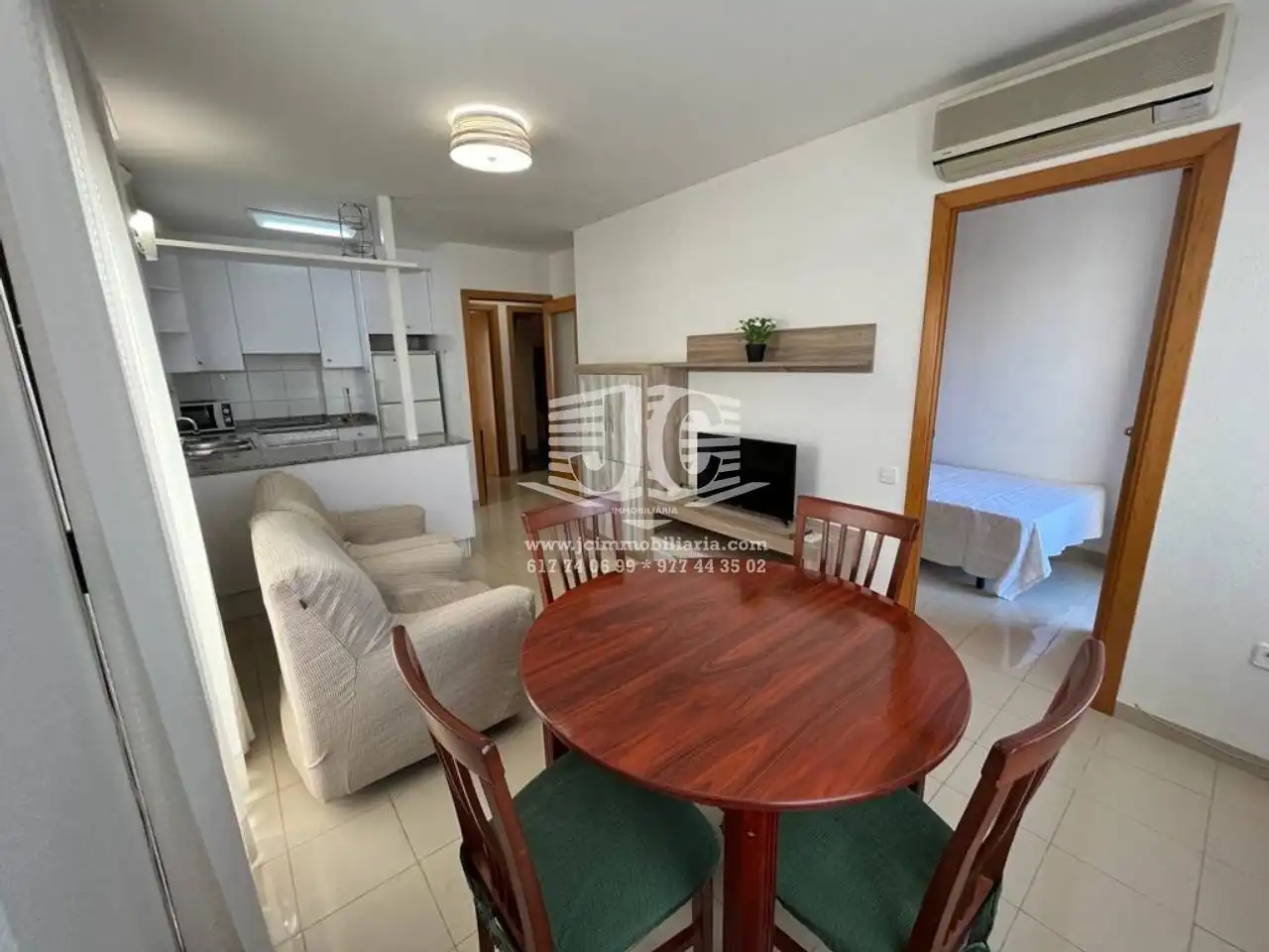 Living room of Flat for rent in Tortosa  with Air Conditioner, Furnished and Balcony