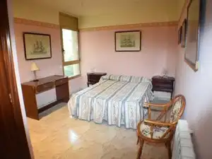 Schlafzimmer von Wohnung zur Miete in Tarragona mit Klimaanlage, Heizung und Möbliert