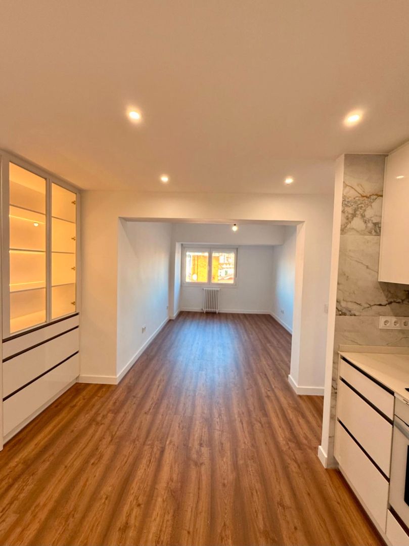 Flat for sale in Valladolid Capital  with Heating, Parquet flooring and Washing machine