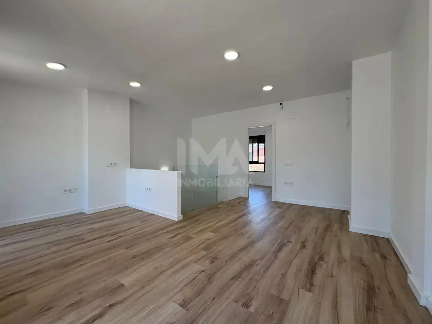 Living room of Detached homes for rent in L'Eliana  with Air Conditioner, Heating and Parquet flooring