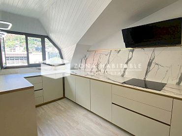 Penthouse with lift for sale in Centro