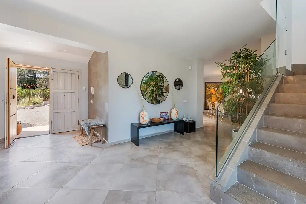 Casa rústica con piscina en venta en Selva, imagen 9