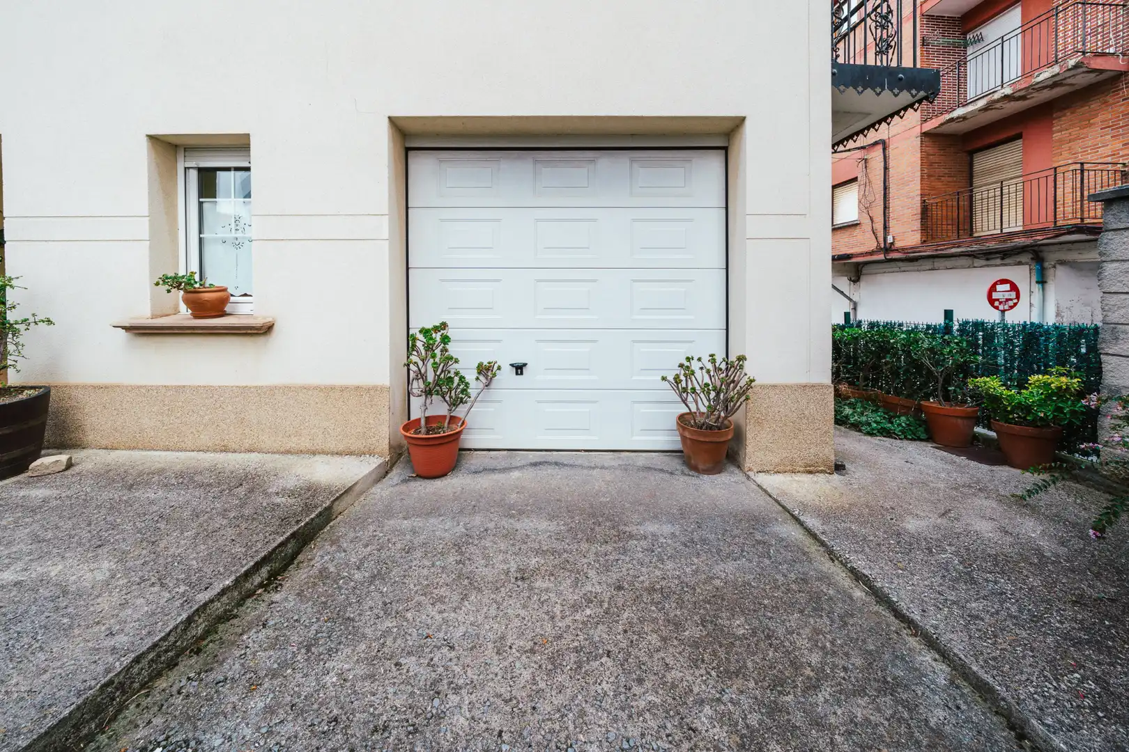Aparcament de Casa o xalet en venda en Muskiz amb Calefacció, Jardí privat i Terrassa