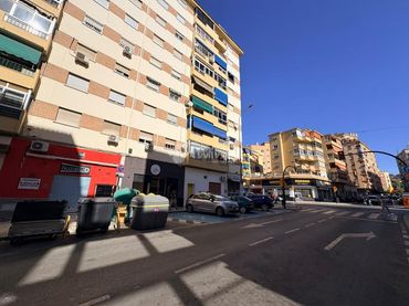 Business premises to rent in Bailén - Miraflores