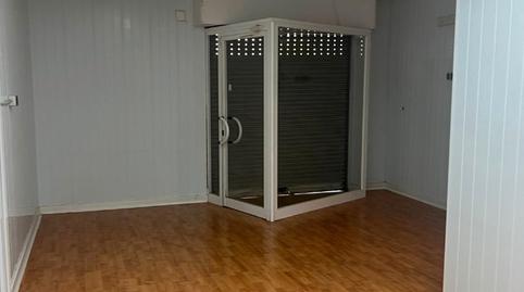 Photo 3 of Premises to rent in Progrés, Barcelona