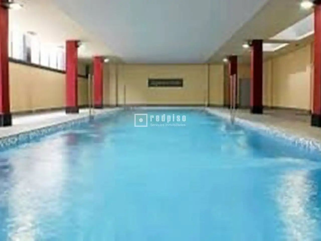 Swimming pool of Flat for rent in Pinto  with Air Conditioner, Heating and Private garden
