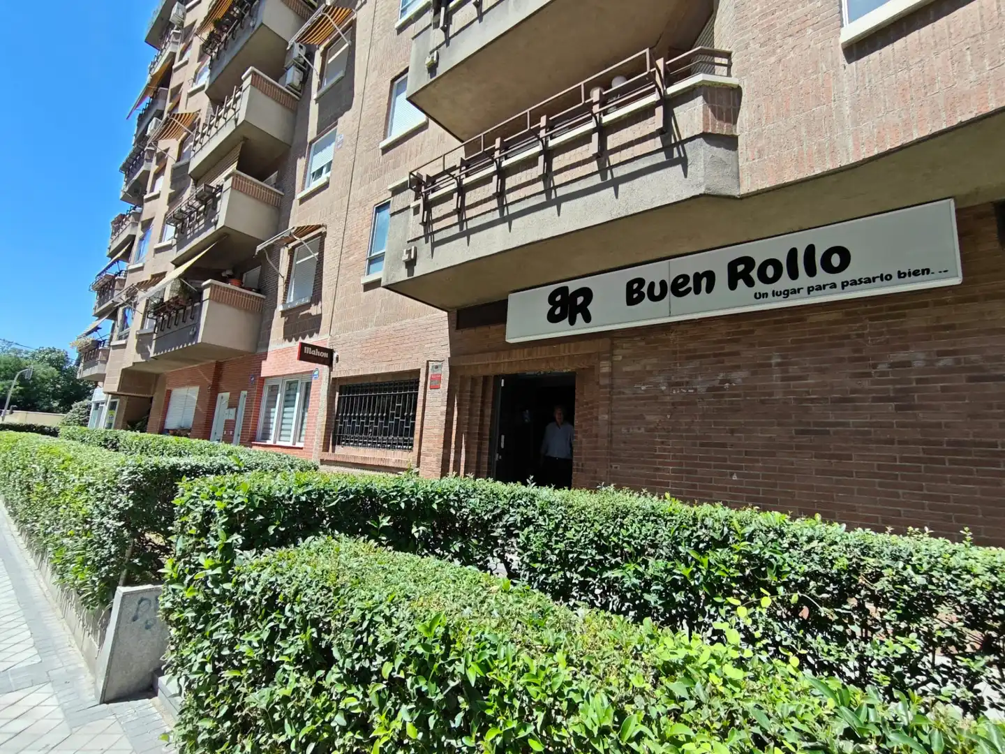 Vista exterior de Local de alquiler en Madrid con Aire acondicionado, Calefacción y Amueblado