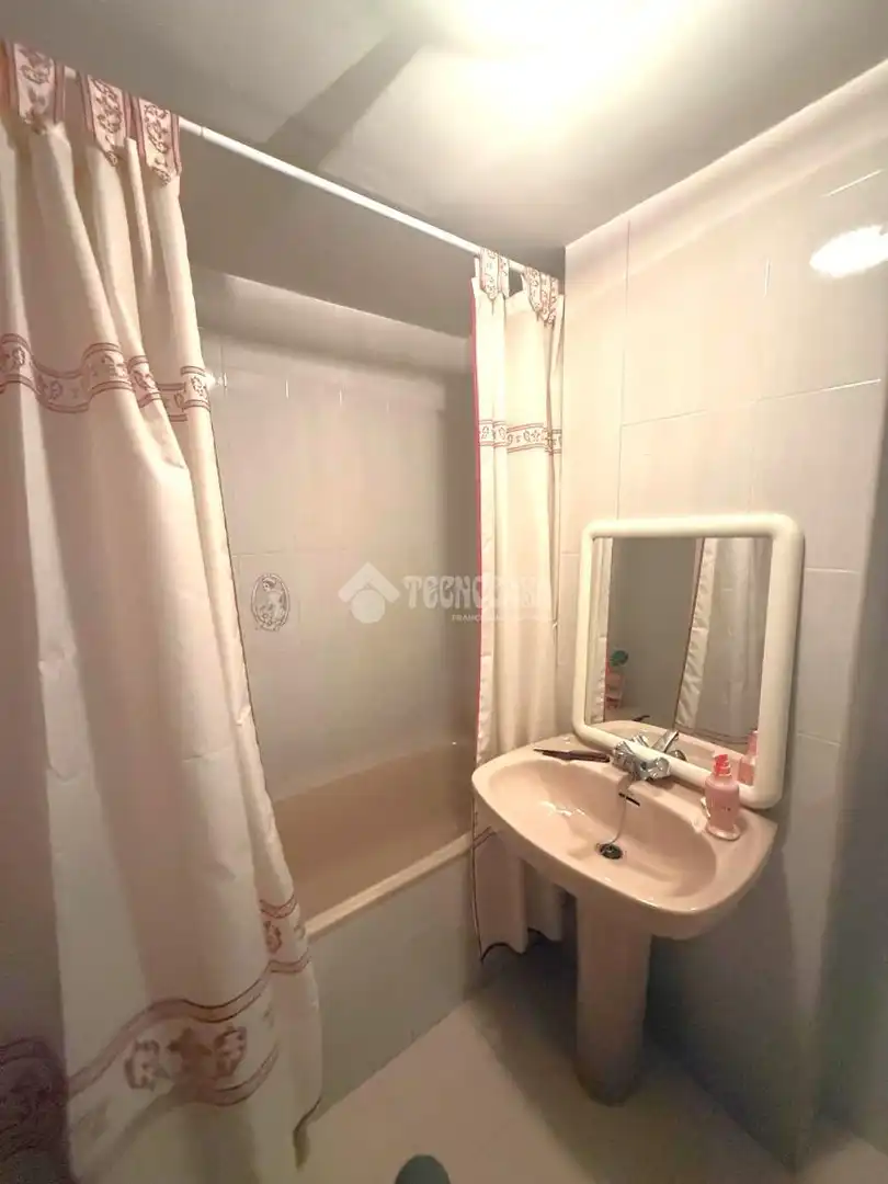 Bathroom of Flat for sale in Talavera de la Reina  with Heating and Furnished