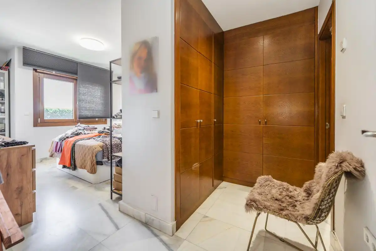 Casa adosada en venta en C. Gutiérrez Canales, Canillejas