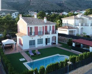 Vista exterior de Casa o xalet en venda en Finestrat amb Aire condicionat, Calefacció i Jardí privat