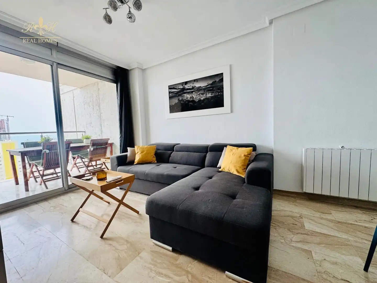 Wohnzimmer von Wohnung zur Miete in Benidorm mit Klimaanlage, Heizung und Schwimmbad