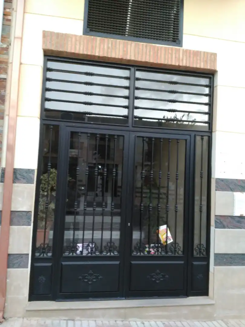 Local comercial en venda a Torreperogil, imagen 3