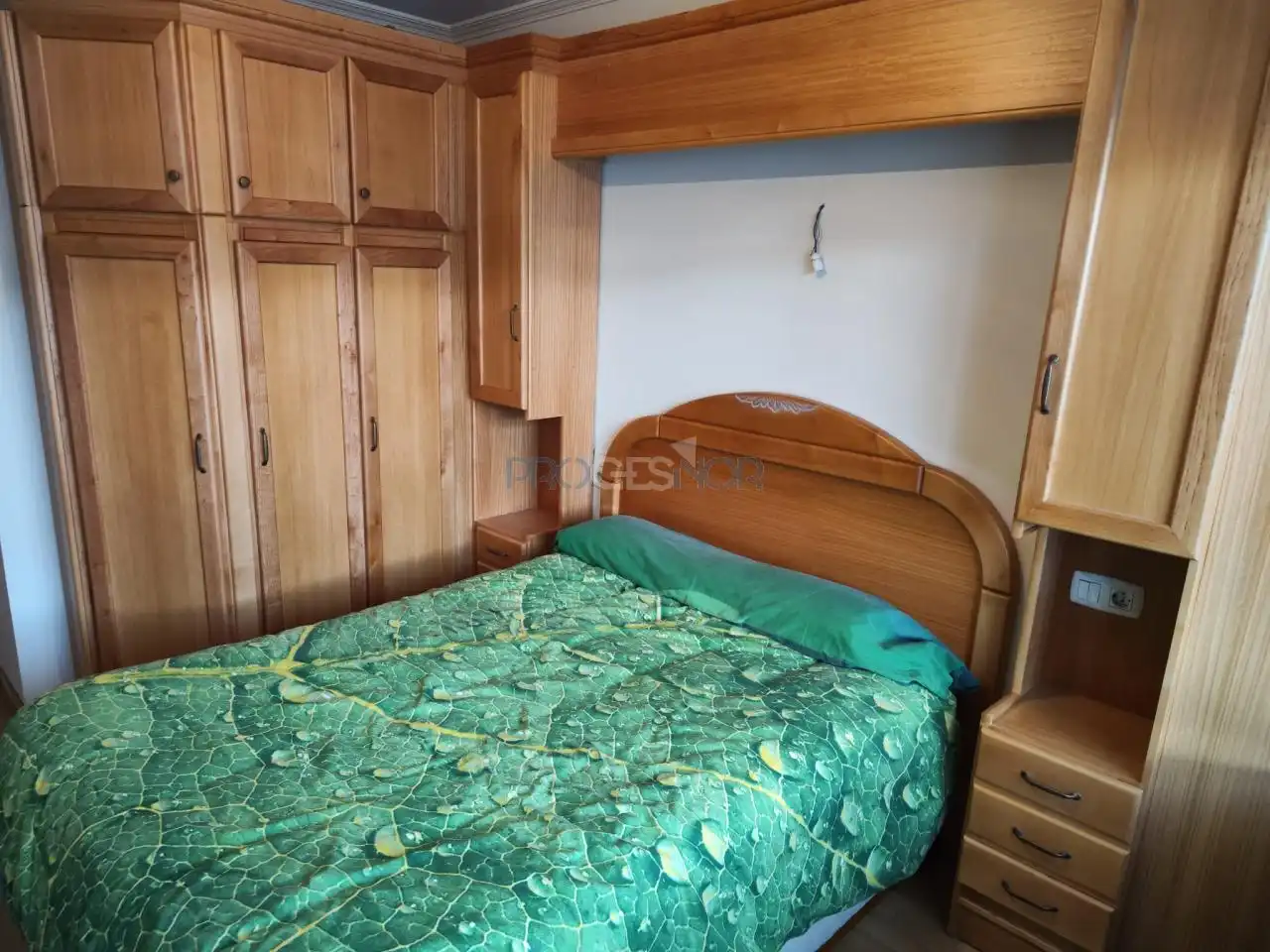 Habitación de Apartamento en venta en San Andrés del Rabanedo con Calefacción, Parquet y Terraza
