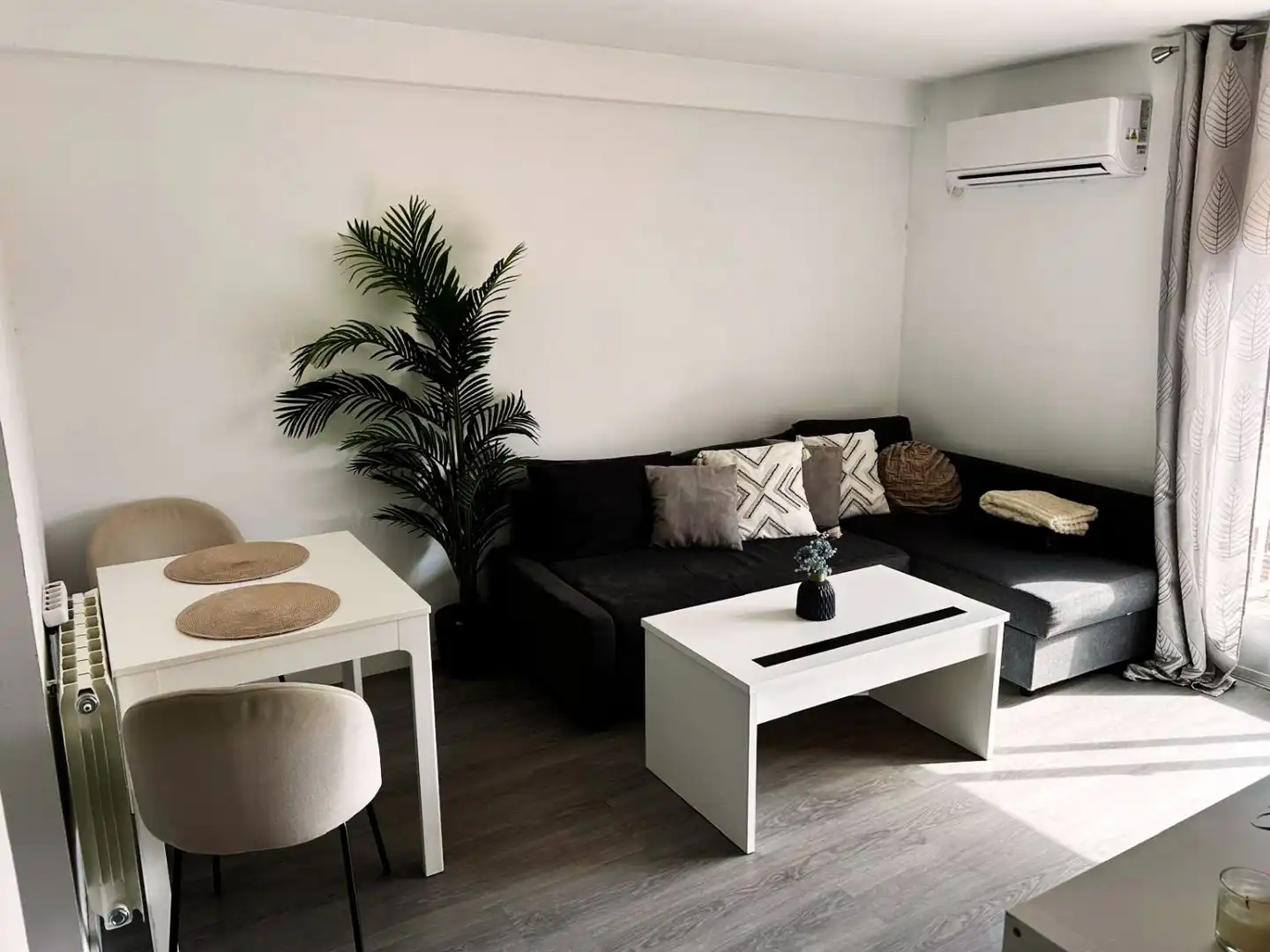 Wohnzimmer von Wohnung zum Verkauf in Alcobendas mit Klimaanlage, Heizung und Terrasse