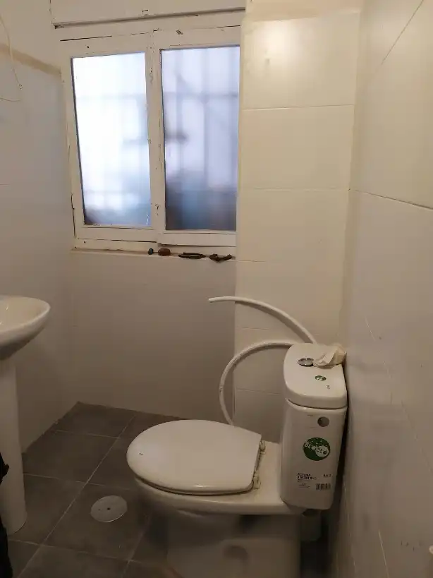 Baño de Local de alquiler en Nerja con Terraza