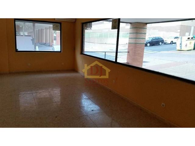 Local comercial en Venta en N/A en Tejares - Chamberí - Alcades