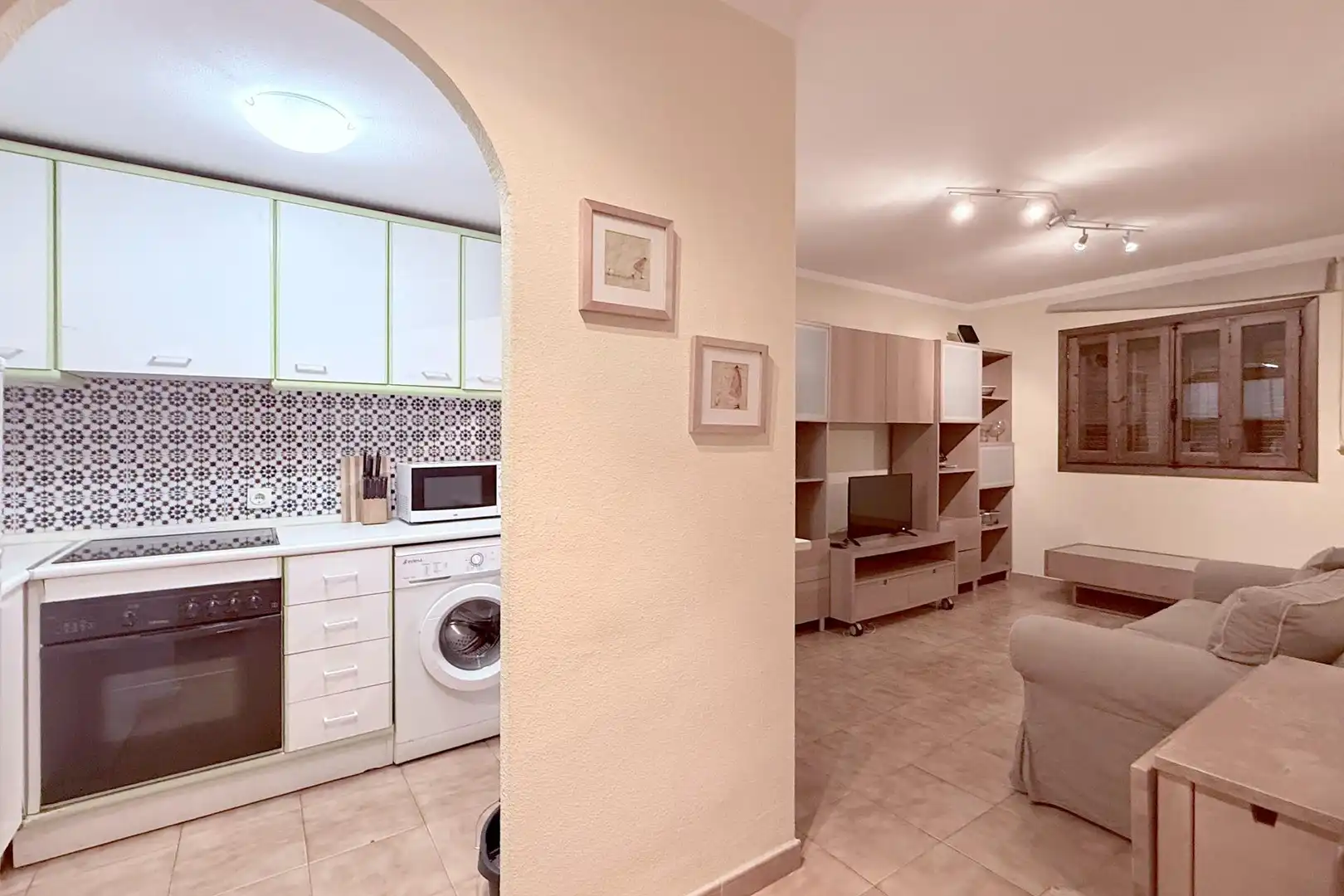 Küche von Wohnung zum Verkauf in La Manga del Mar Menor mit Terrasse, Möbliert und Gemeinschaftspool
