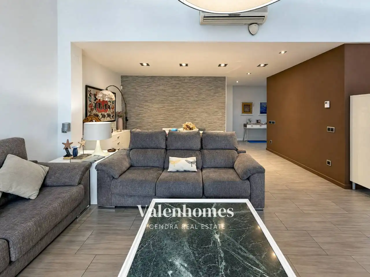 Sala de estar de Casa o chalet en venta en Terrassa con Aire acondicionado, Calefacción y Terraza
