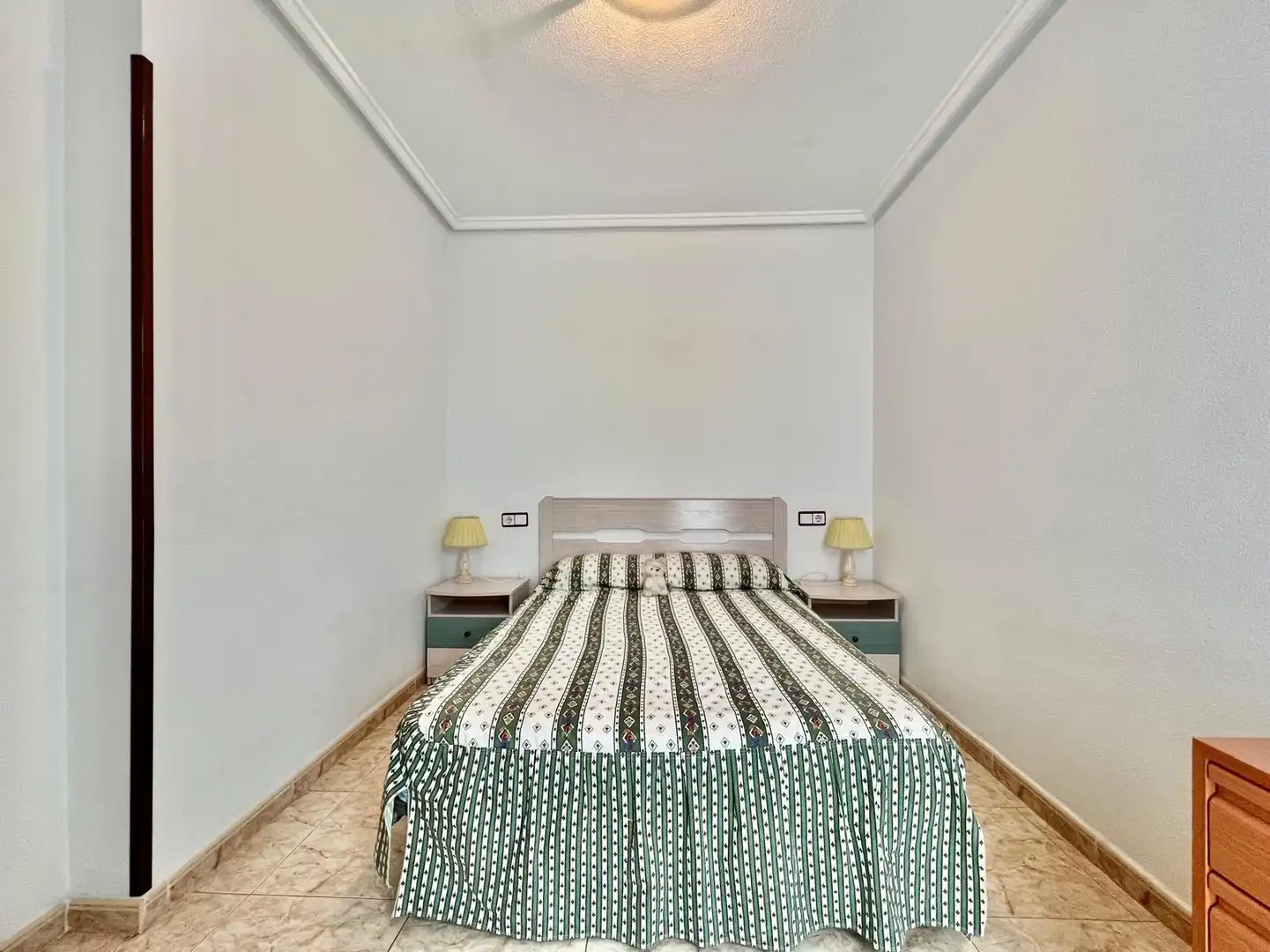 Schlafzimmer von Wohnungen zum Verkauf in Torrevieja mit Klimaanlage, Heizung und Möbliert