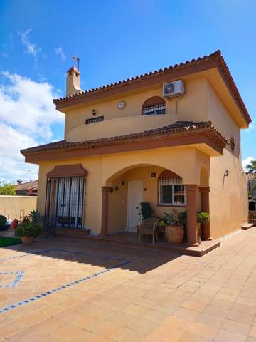 Casa-chalet en Venta en Los Gallos