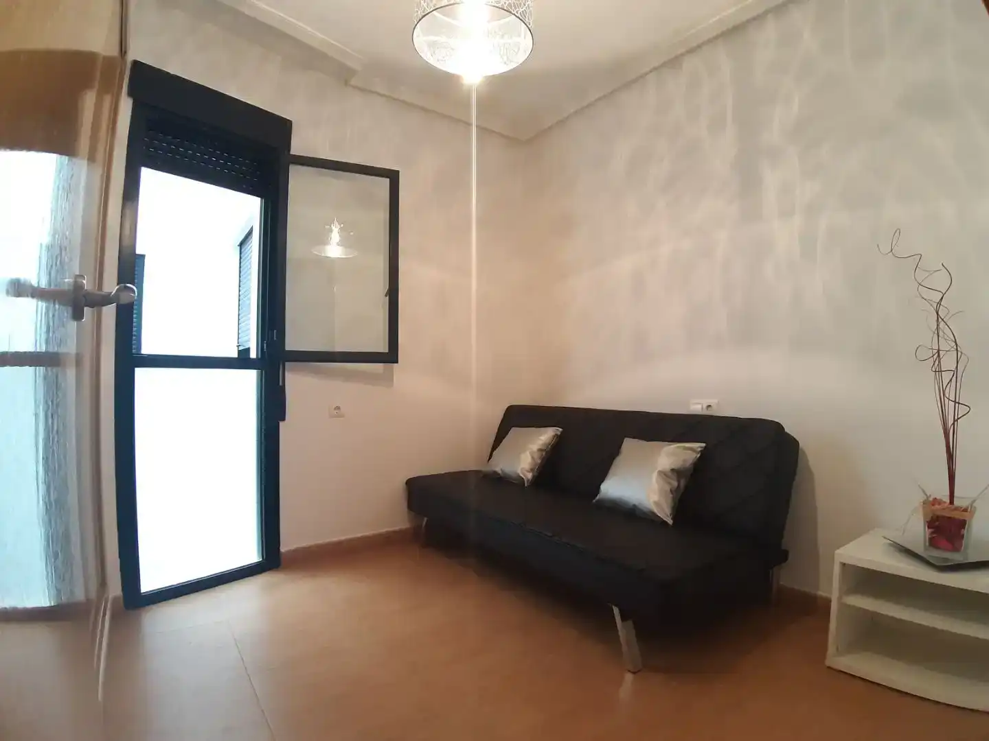 Schlafzimmer von Wohnung zur Miete in Torrevieja mit Klimaanlage und Balkon