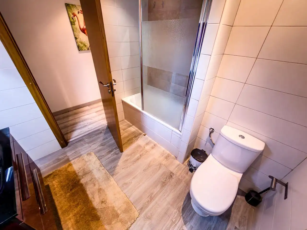 Bathroom of Flat for sale in Canals  with Air Conditioner and Balcony