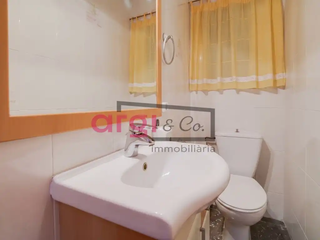 Baño de Piso en venta en Viladecans