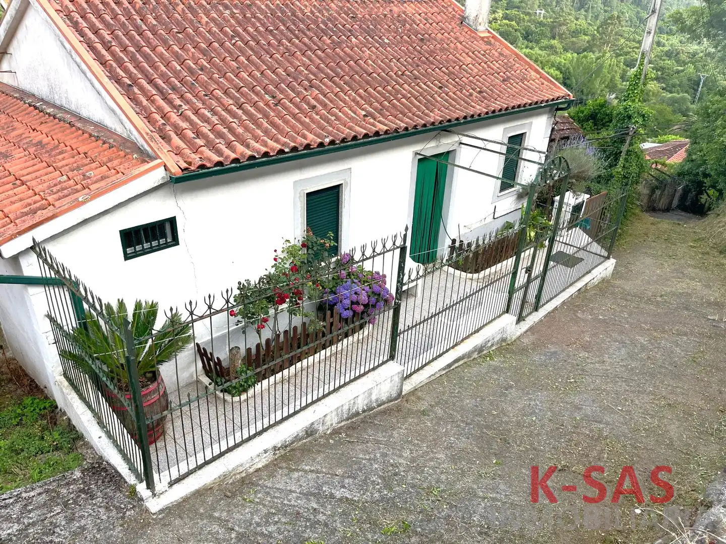 Exterior view of Houses for sale in Lobios  with Furnished