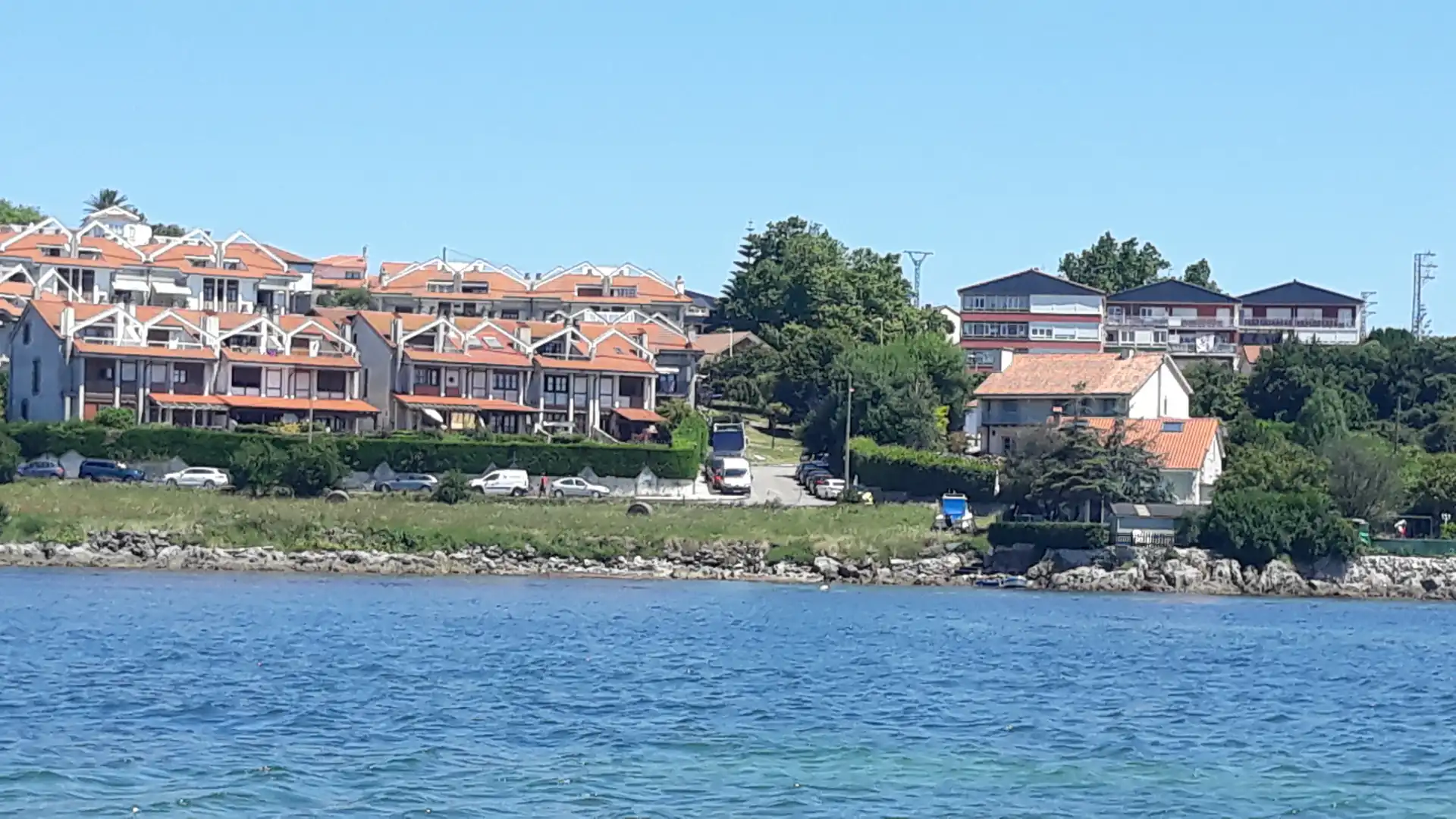 Vista exterior de Ático en venta en Marina de Cudeyo con Calefacción, Parquet y Terraza