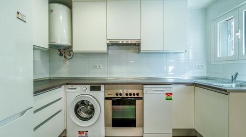 Foto 5 de Apartamento de alquiler en 8 Calle Valderrobres #2, Canillejas, Madrid Capital