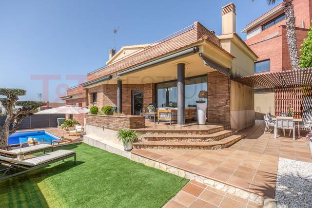 Casa-chalet en Venta en Santa Maria