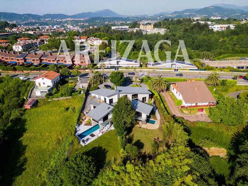 Vista exterior de Casa o xalet en venda en Miramon - Zorroaga