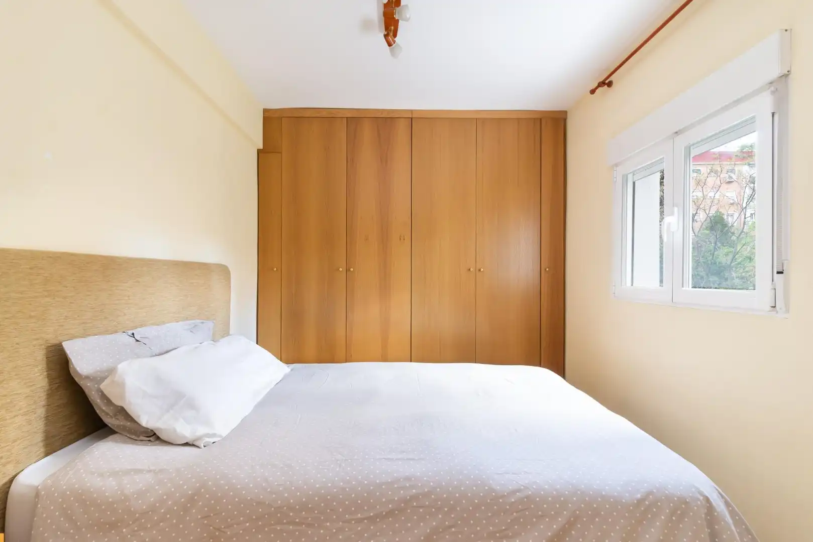 Habitación de Piso en venta en Madrid con Aire acondicionado, Calefacción y Balcón