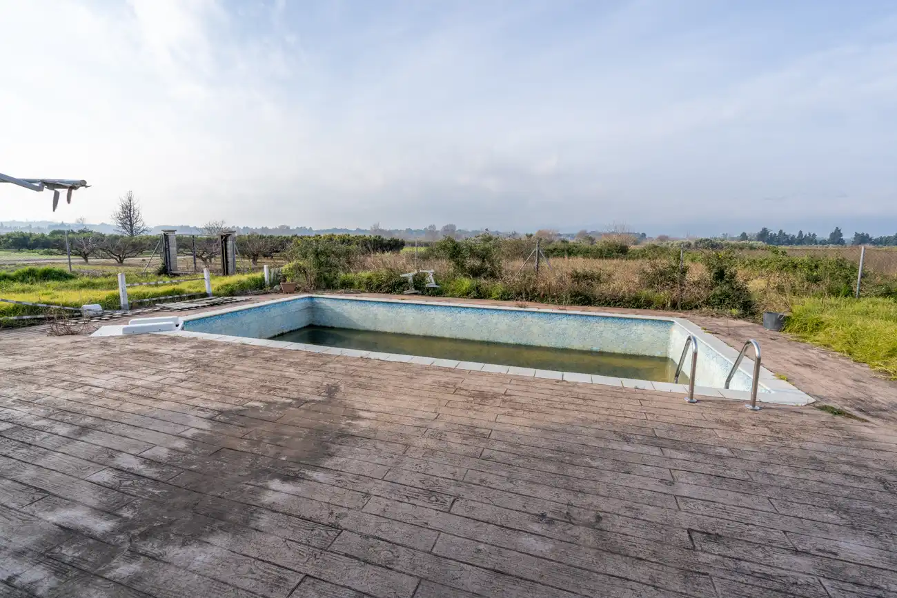Piscina de Finca rústica en venta en Tortosa con Aire acondicionado, Calefacción y Jardín privado