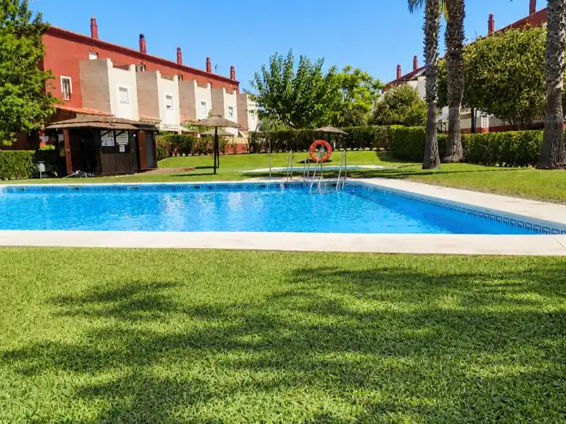 Piscina de Casa o xalet en venda en Ayamonte amb Terrassa, Piscina i Balcó
