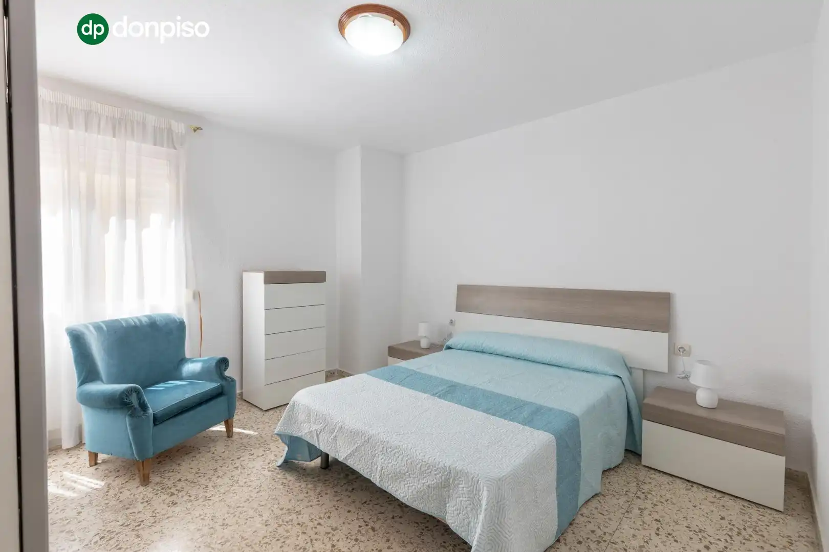 Habitación de Piso en venta en Granada con Terraza