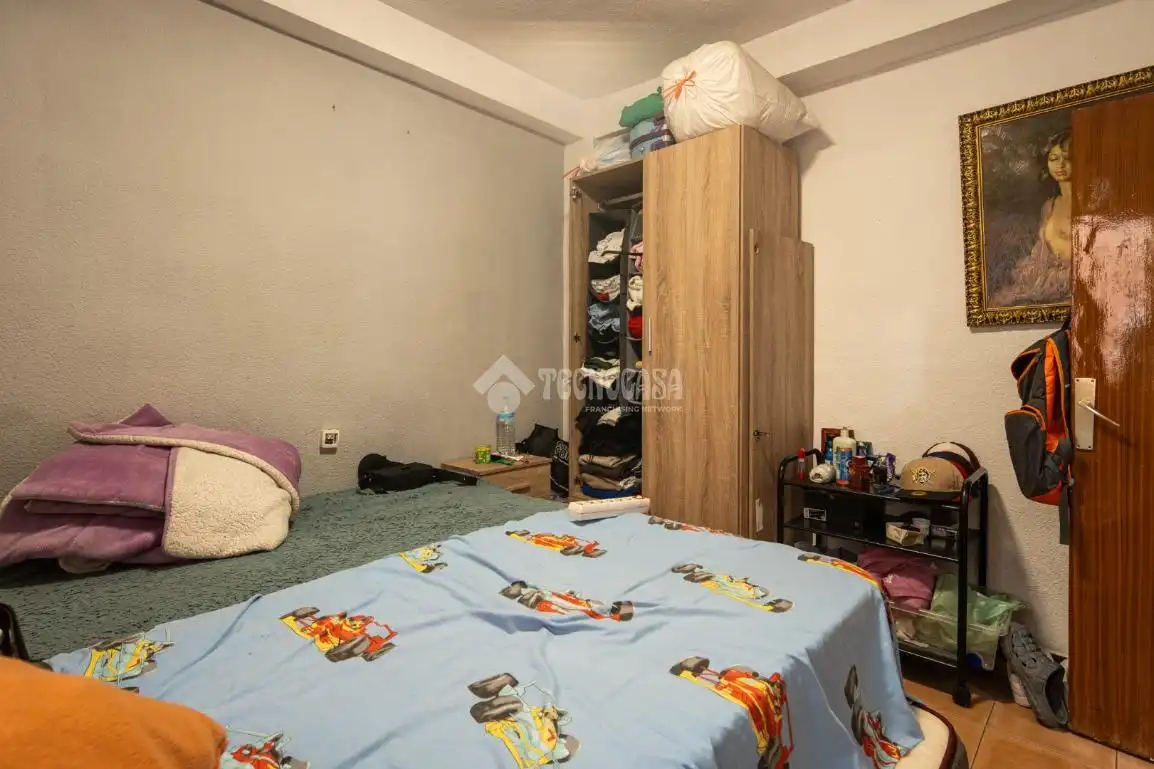 Bedroom of Flat for sale in Granada  with Balcony