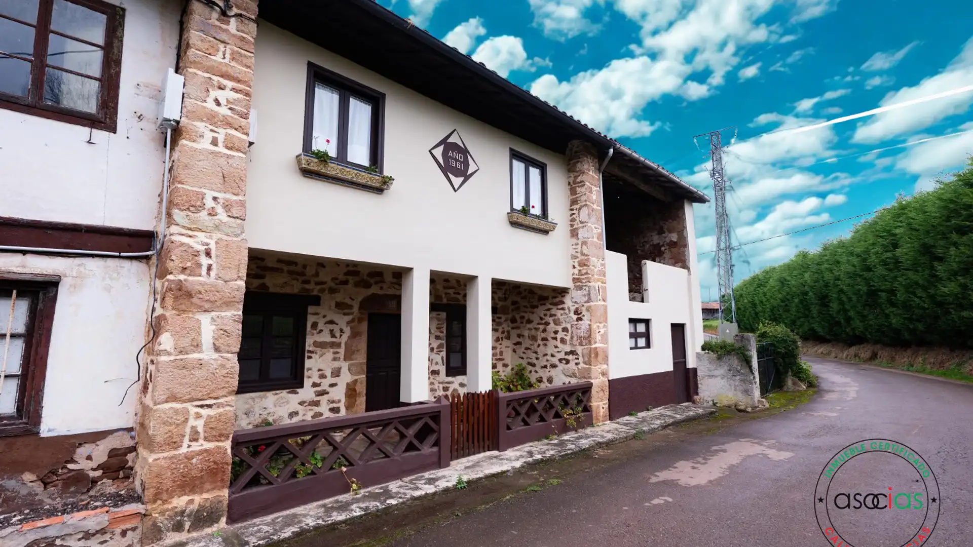 Vista exterior de Casa adosada en venta en Villaviciosa con Calefacción, Jardín privado y Trastero