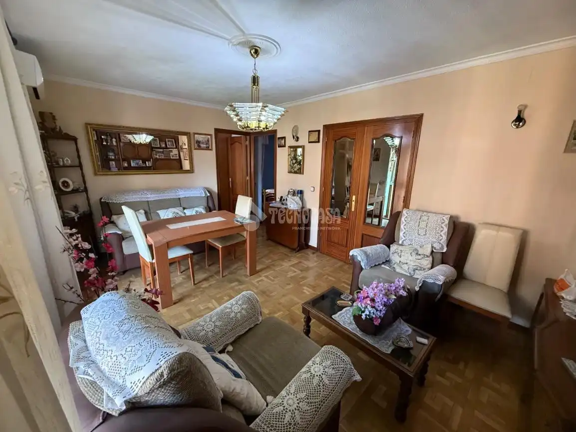 Wohnzimmer von Wohnung zum Verkauf in Madrid mit Klimaanlage, Heizung und Terrasse