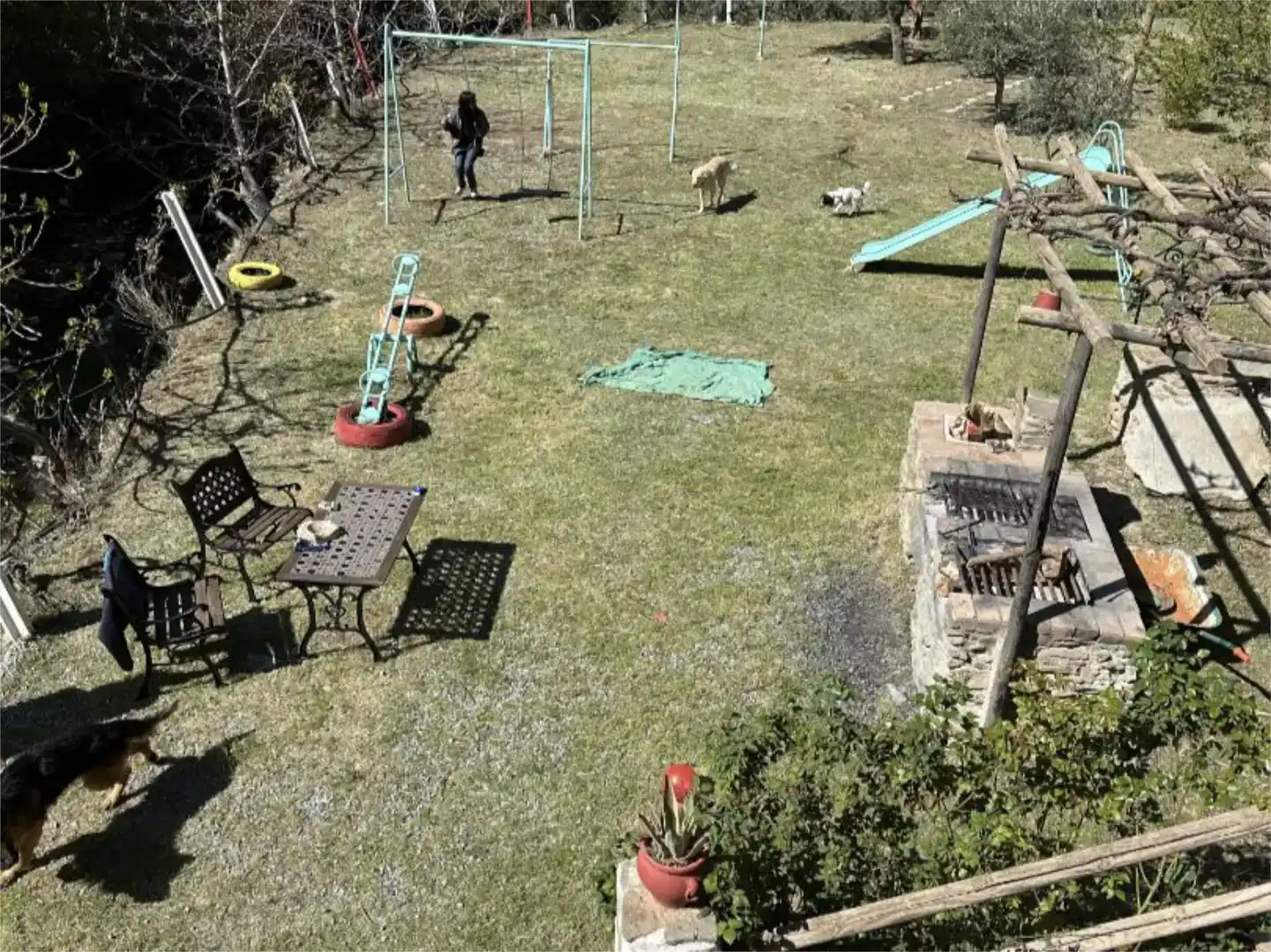 Jardí de Finca rústica en venda en Laroya amb Jardí privat, Piscina i Moblat