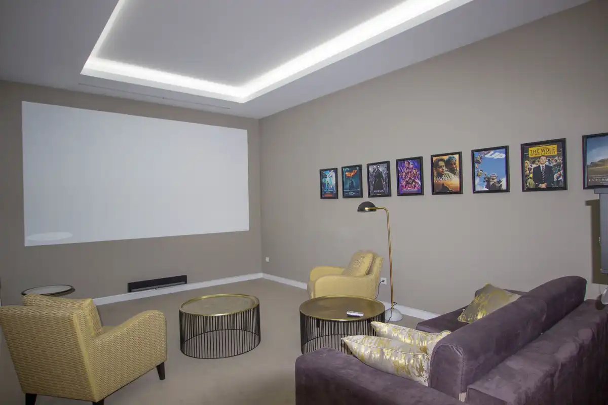 Sala de estar de Casa o chalet en venta en Marbella con Aire acondicionado, Jardín privado y Terraza
